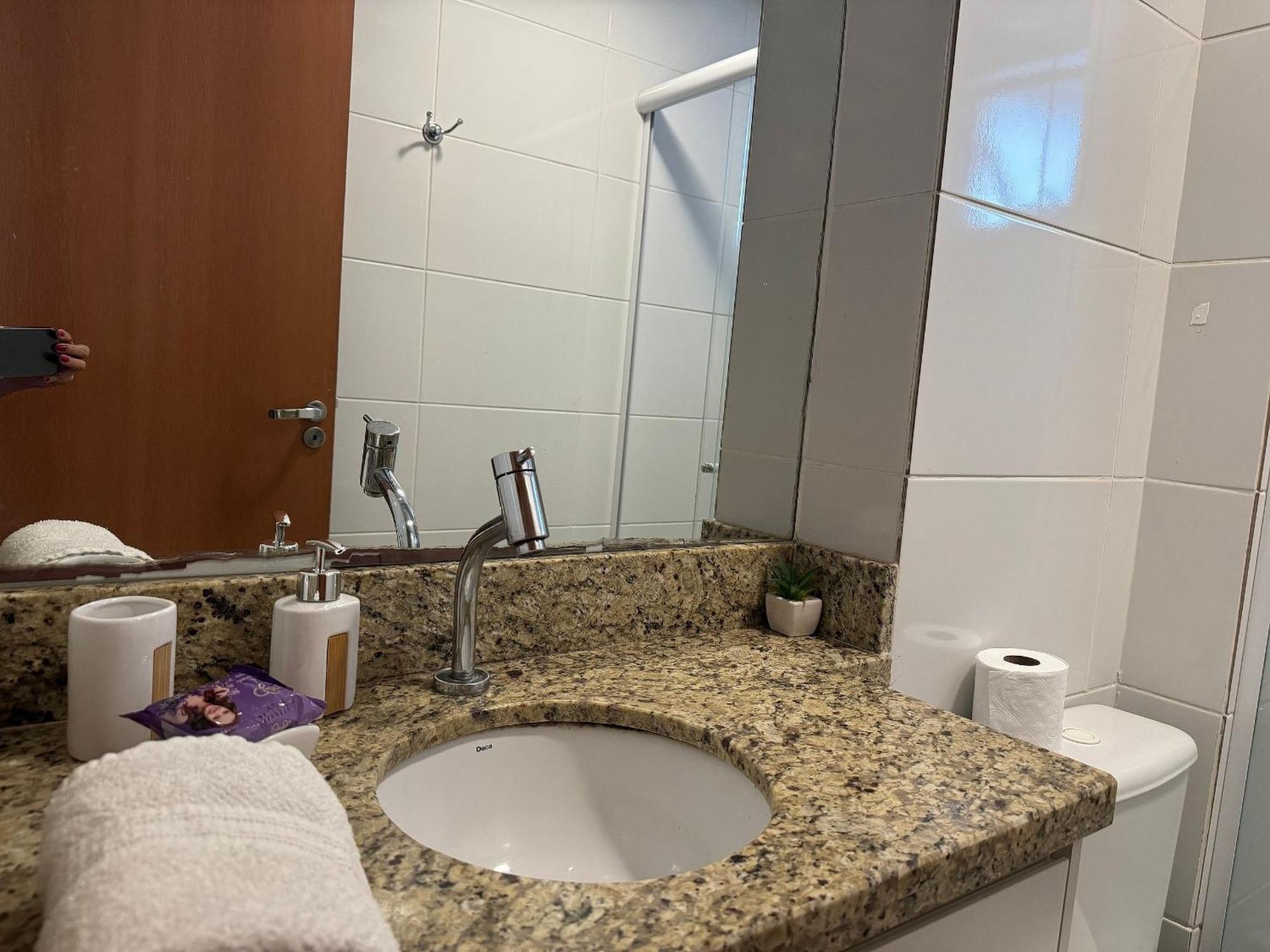 גויאניה Apartamento Climatizado Ao Lado Do Premium Hosp. מראה חיצוני תמונה